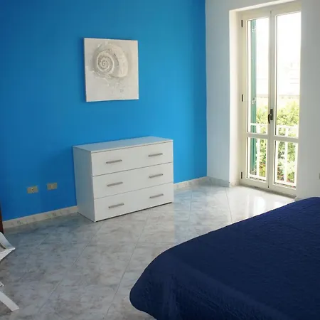 Ampio Διαμέρισμα Calasetta